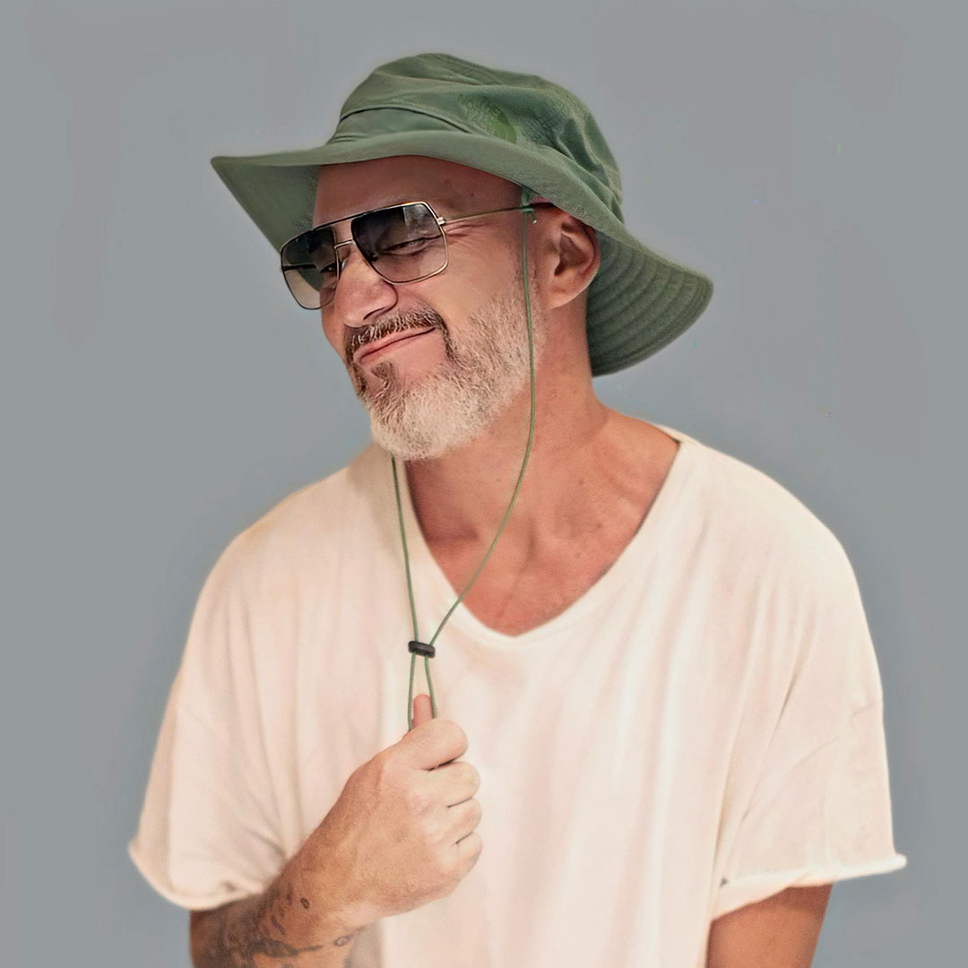 1080x1080kolombo.jpg